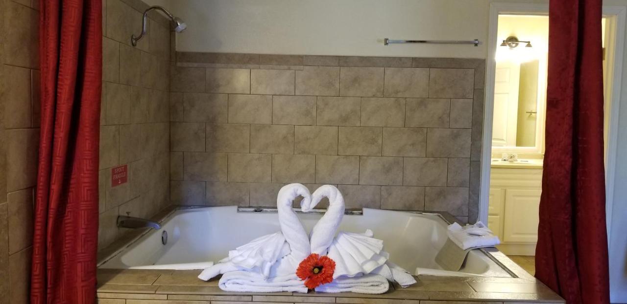Bloomington Sierra Crossing Motel מראה חיצוני תמונה